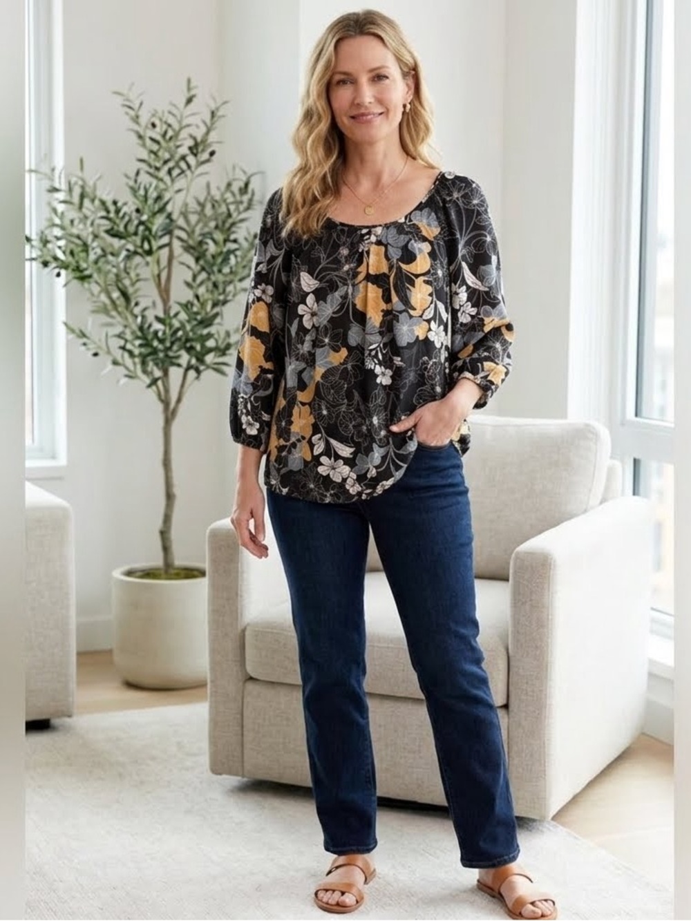 Floral Black,Gold & SilverWomen's Peasant Neckline, Elasticized Hem Top XL